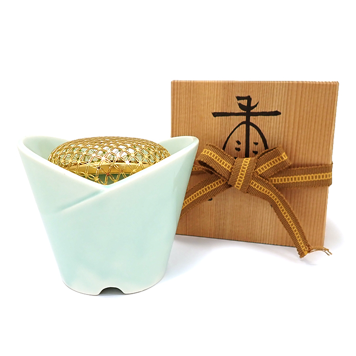 香炉 青磁 三枝惣太郎作 香道具 共箱 透かし蓋