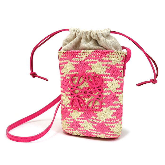 ロエベ(LOEWE) アナグラム チェック スクエアポケット ショルダーバッグ イラカヤシ×カーフ 保存袋付き ナチュラル ピンク